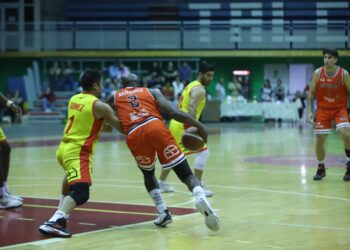 Español sale a jugarse la vida como local y con el apoyo de su gente