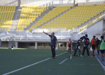 Luvera: “Todos los entrenadores hacemos cambios para intentar ganar los partidos”