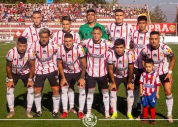 “Depo” consiguió agónico resultado en su debut