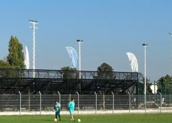 ¿Lobos se queda en Linares?: DT dirigió práctica de jueves