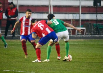 Linares sufrió dura derrota ante el colista en cierre de primera rueda