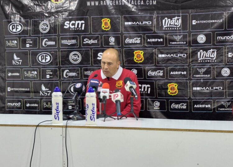 Luvera: “Hay que ser muy necio de no ver que el equipo se entrega”