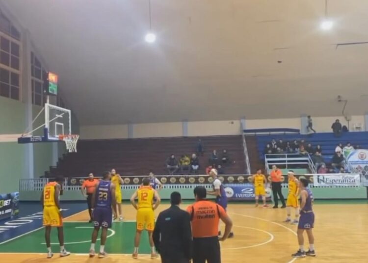 Hispanos perdieron y deberán revertir una serie complicada por la permanencia