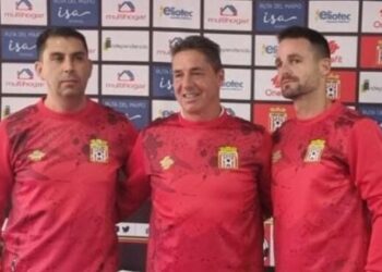 Curicó Unido presentó a su nuevo técnico que tiene paso por Rangers de Talca