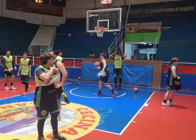 Truenos está en racha: Sumó su séptimo triunfo y se mete en la parte alta