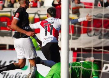 El Curi debió remontar para celebrar en La Granja