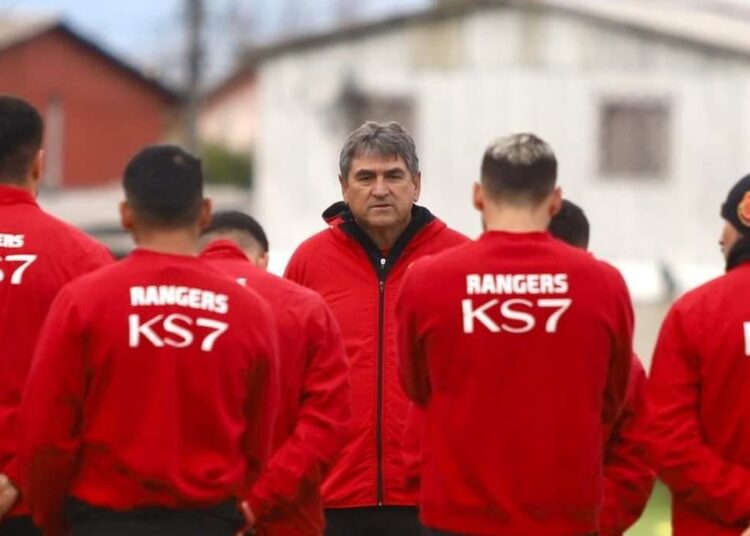 Emiliano Astorga: “Me gustan los equipos ordenados, equilibrados y agresivos dentro de la cancha”