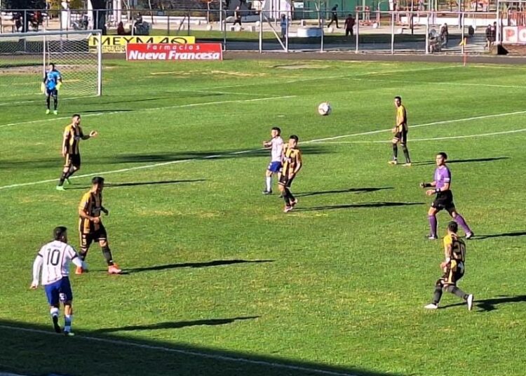 Deportes Linares golpea la mesa tras serie de suspensiones en Copa Chile