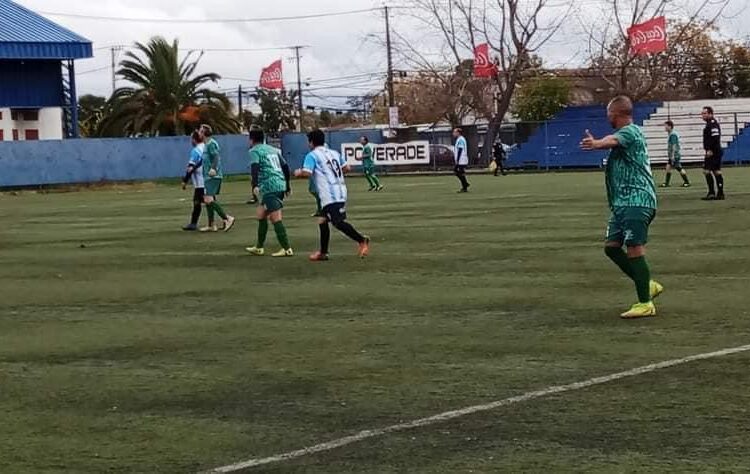 Asofútbol Talca confirmó inicio de liguilla en viejos de 45 pepas