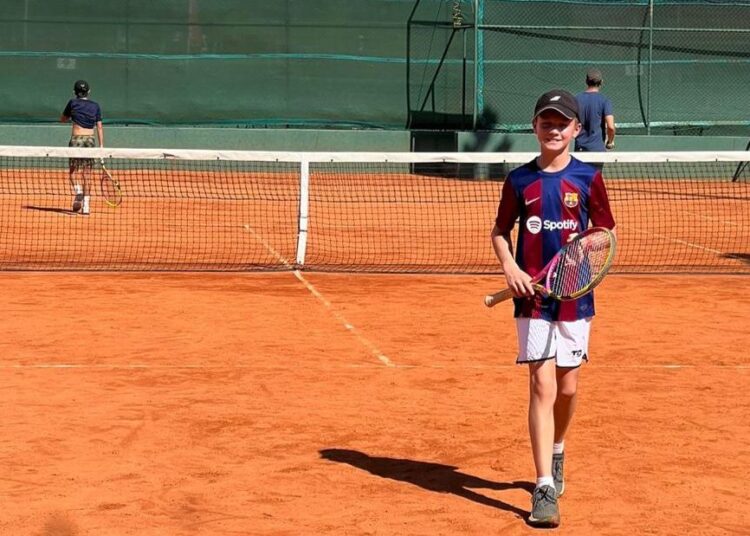 Facundo Henríquez defiende al país en Cosat en Paraguay