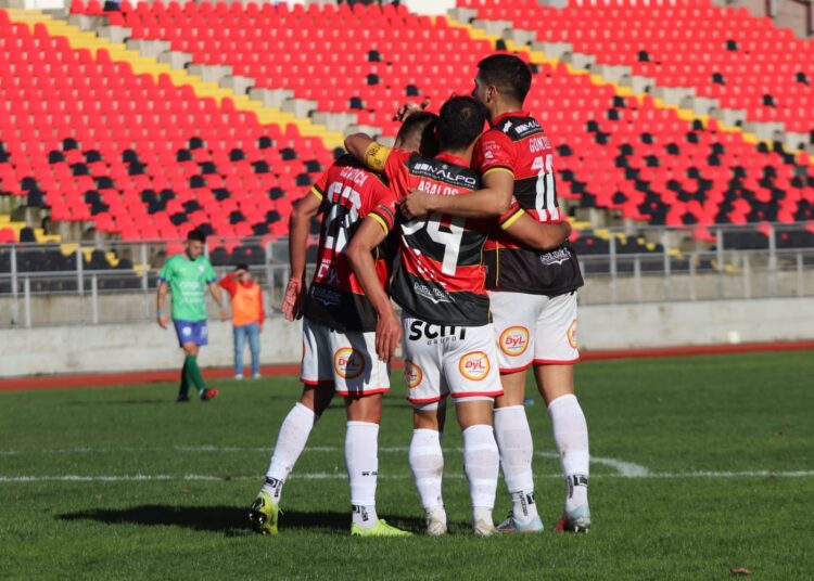 Rojinegro preparó su oncena para comenzar con el pie derecho en el reinicio de la B