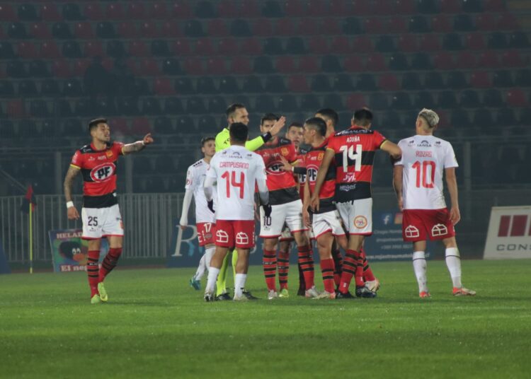 Rangers espera por fichajes aunque la prioridad es partido con Magallanes