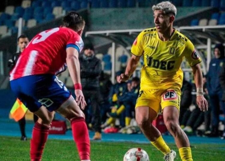 Se viene una fiesta futbolera: Linares será local en semifinal zonal de la Copa Chile