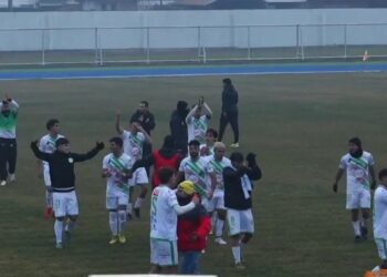 Parralinos hicieron respetar la localía para continuar arriba en la clasificación