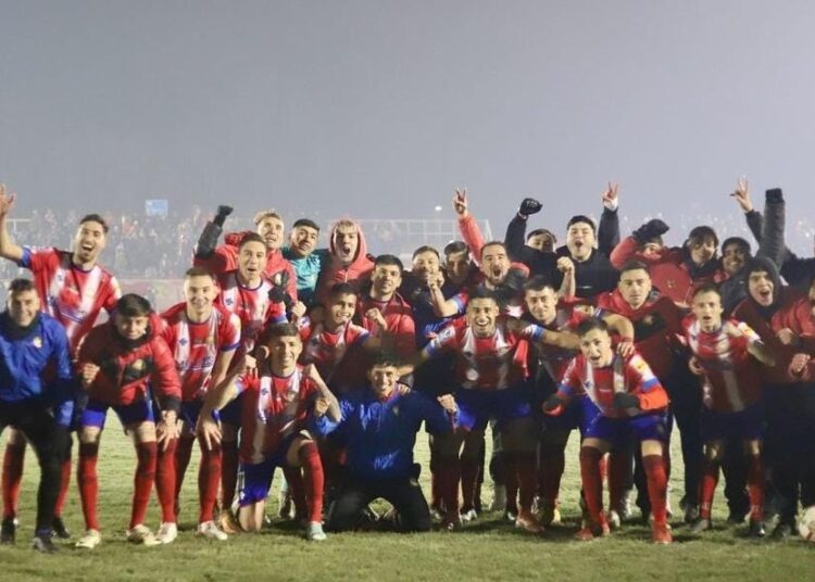 Linares cierra de visita la fecha 14 de la Segunda División Profesional