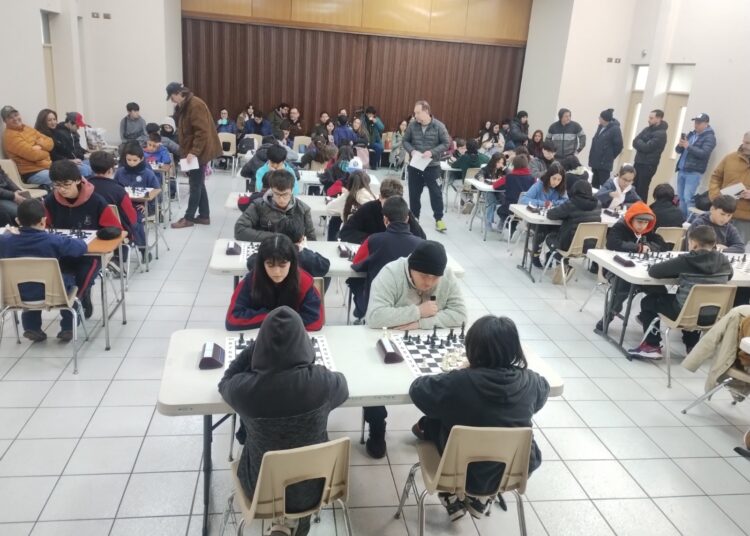 Otra alta convocatoria para torneo exclusivo para jóvenes ajedrecistas