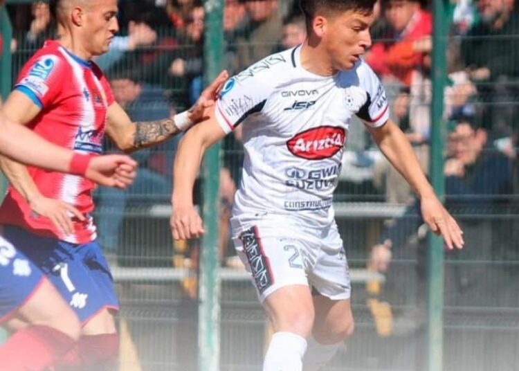 Depo sumó en un partido que tuvo de todo frente al puntero