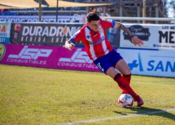 Linares recibe a un candidato al título en la Segunda División