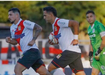 Curicanos esperan bajar al líder para salir de la incómoda ubicación