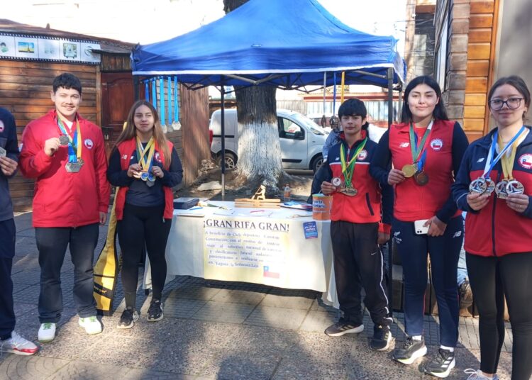 Seleccionados nacionales mauchos de canotaje reúnen fondos para siguientes desafíos