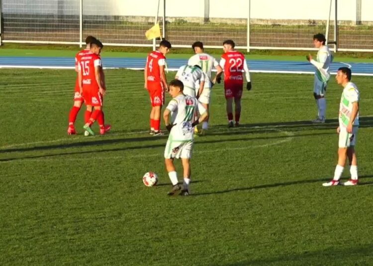 Parralinos cumplieron la tarea y abrocharon otra victoria en la Tercera B