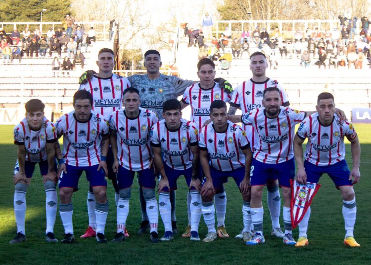 Se encienden las alertas: Linares perdió y sufre con el descenso