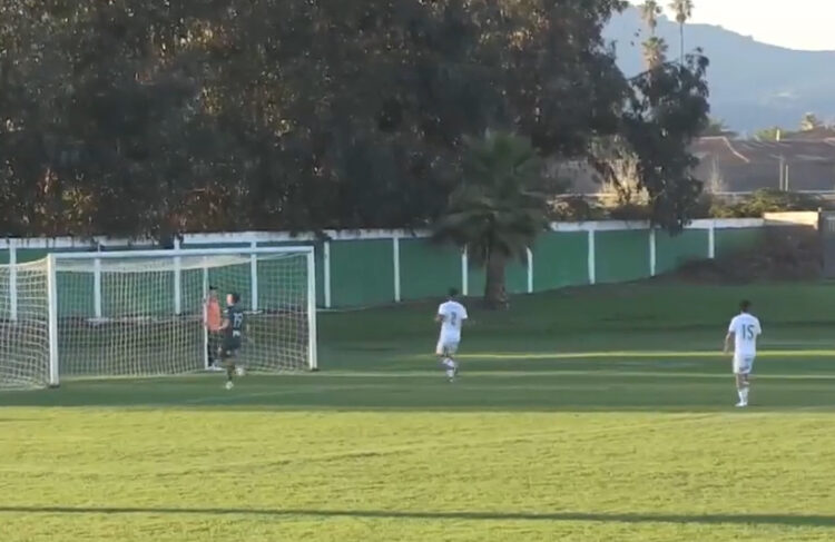 Constitución Unido fue goleado y sigue perdiendo terreno en la Tercera División