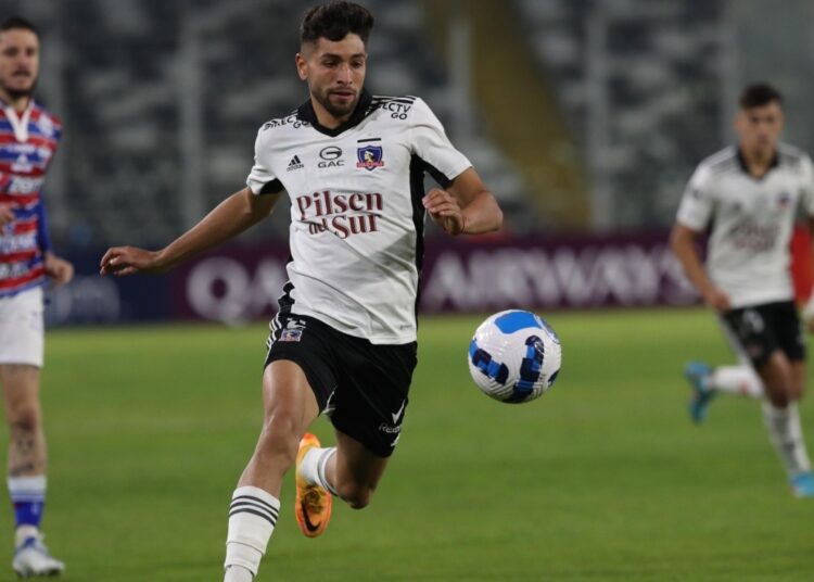 Sanjavierino Jeyson Rojas parte a préstamo tras pocas oportunidades en Colo Colo