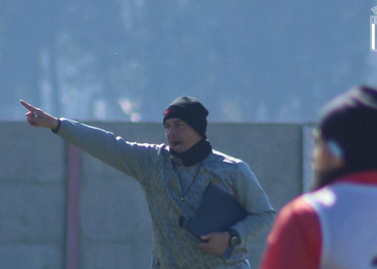 Almandoz sobre Escalante y Cahais: “Jamás los bajé, nunca dije que estaban fuera del grupo”