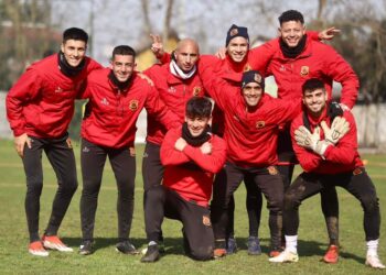 Rangers volvió a las prácticas luego del breve receso dieciochero