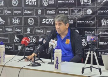 Astorga: “Se emparejó y con un hombre menos. Eso es muy positivo para lo que viene”