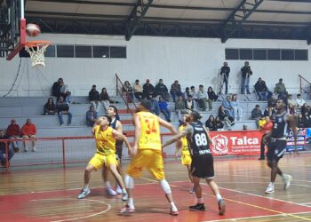 Español cayó de manera inapelable en su debut por Copa Chile