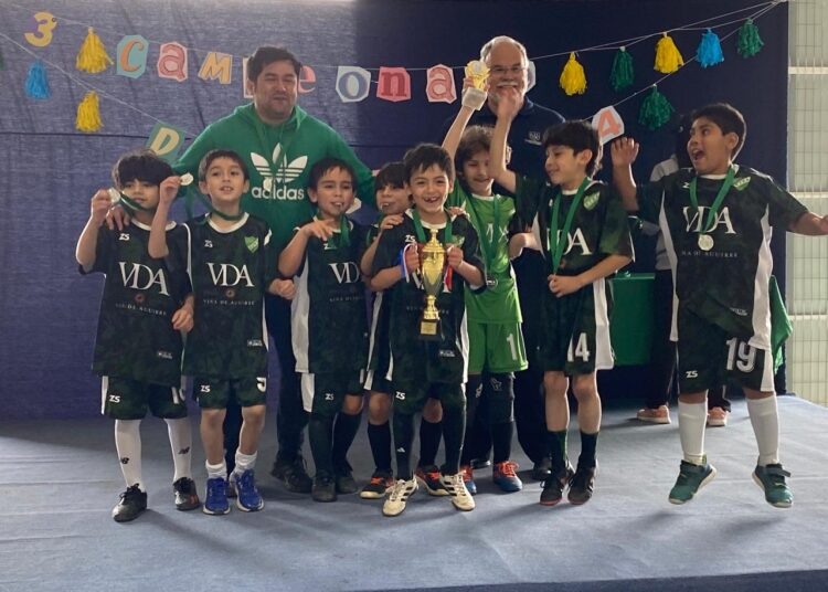Colegio Baltazar destacó en interesante torneo de baby fútbol