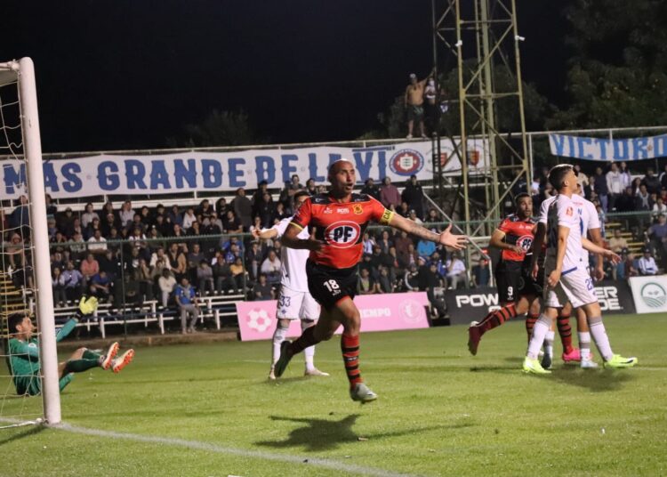 El Rojinegro dio el primer golpe en la llave de liguilla ante Santa Cruz