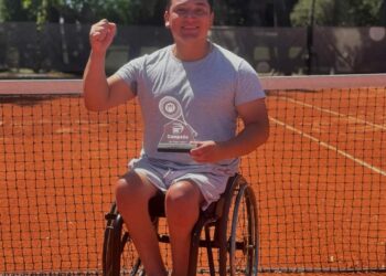 Tenista paralímpico maulino levantó la copa y cerró año deportivo internacional