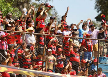 Duro castigo para hinchas de Rangers tras incidente ante Recoleta