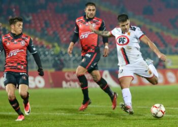 ¿Cómo le fue a Rangers en la fase regular contra Limache?