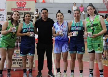 Liga 7 femenina jugó sus finales y galardonó a las más destacadas