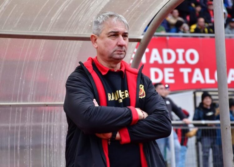 Dalcio Giovagnoli fue presentando en su nuevo equipo