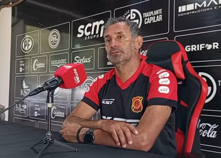 Miguel Ponce y ausencias: “Hay gente joven que puede tener la oportunidad y es el momento de mirarlos”