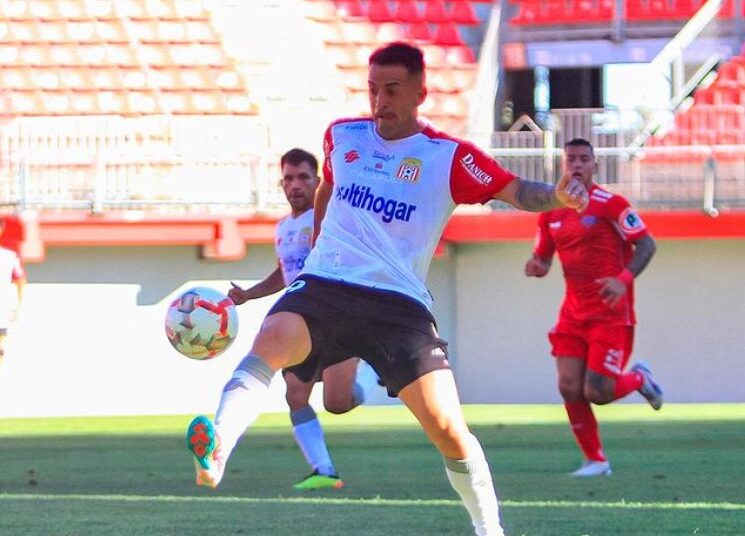 Curicó sufrió remontada en debut por la Copa Chile