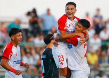 Curicó tuvo su revancha en la Copa Chile y ganó de visita