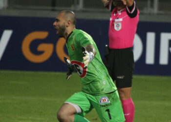 Ex arquero de Rangers anunció su retiro del fútbol profesional