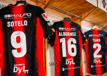 Lesión de Sotelo preocupa en Rangers