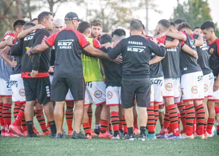 Lesión de uno de los delanteros varió la oncena estelar de Rangers