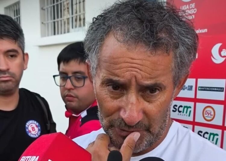 Miguel Ponce: “El resultado no pasó por el arbitraje”