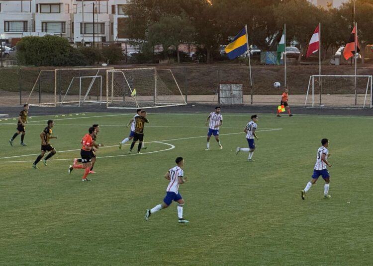Deportes Linares cosechó su primer triunfo en la Segunda División