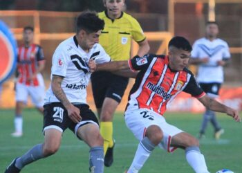 Curicó Unido quiere cerrar fecha mandando de “local”