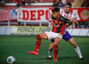 Rangers venció a Linares en la “Noche Albirroja” y gana confianza para el torneo de la B
