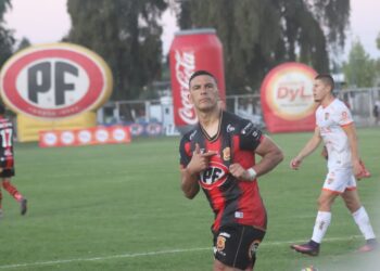Isaac Díaz: “No le quiero faltar el respeto a la Copa Chile, pero yo me preparo para el clásico